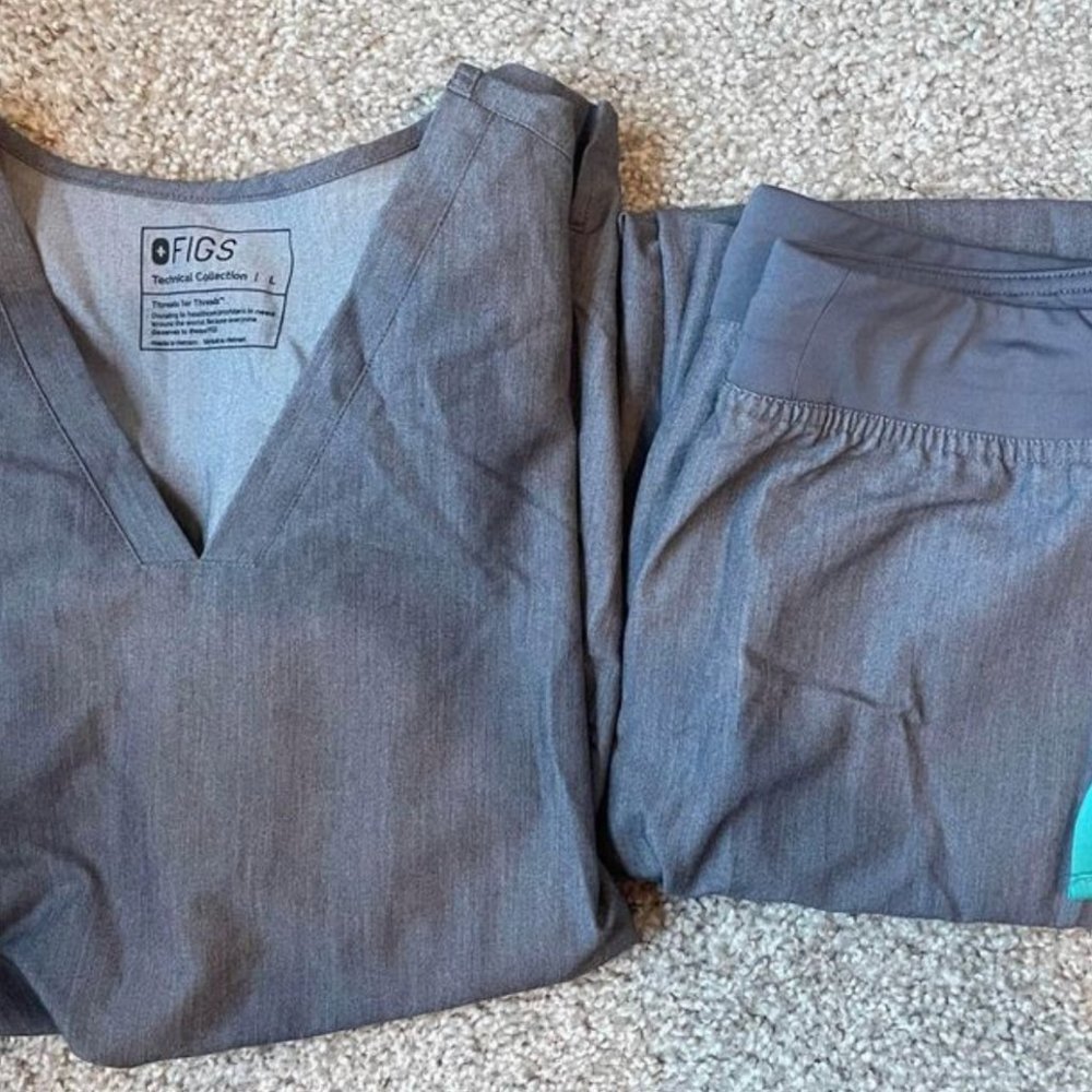 FIGS Scrub Set, Women's Size Large, Grey, Basic Set Top and Pants